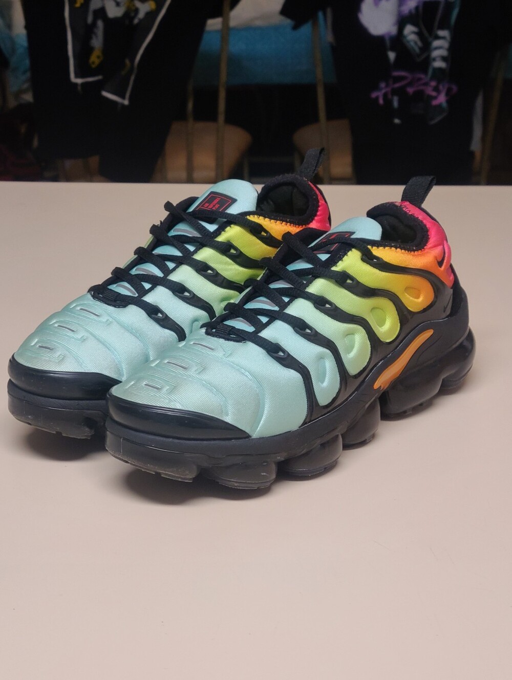 Nike Air Vapormax Plus Tropical Sunset casual running sneakers size 9.5